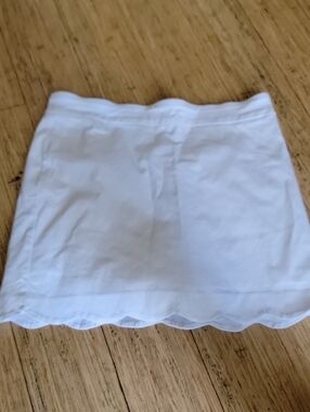 Coral Bay White Scallop Hem Women's Skort